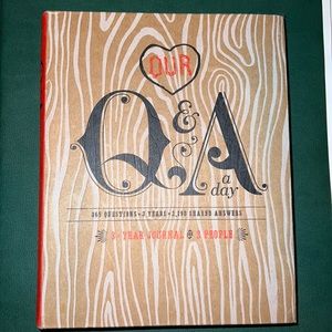 Our Q & A a day 3-Year Journal for 2 people